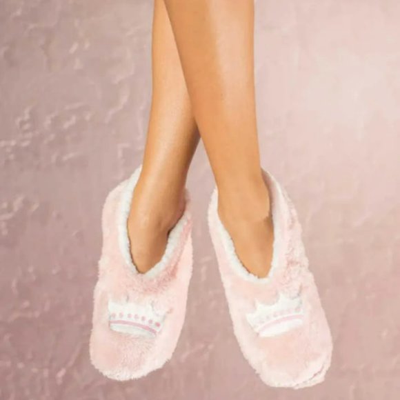 Tis Good to be Queen Footsie Slippers - Picture 2 of 4